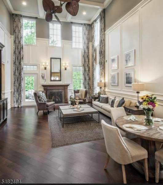7 Peacock Lane - Photo 1
