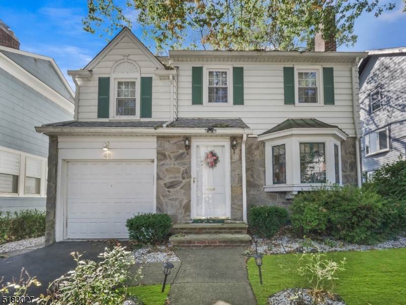 48 Adams Pl - Photo 1