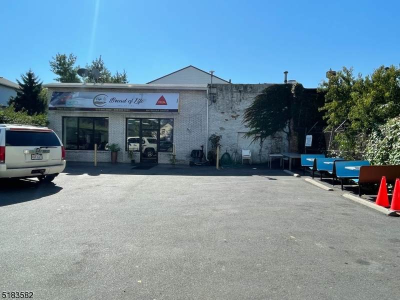 331 Oliver St - Photo 1