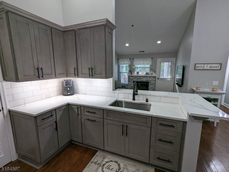 98 Chatfield Dr - Photo 1