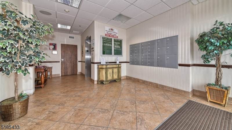 1069 Ringwood Ave - Photo 1