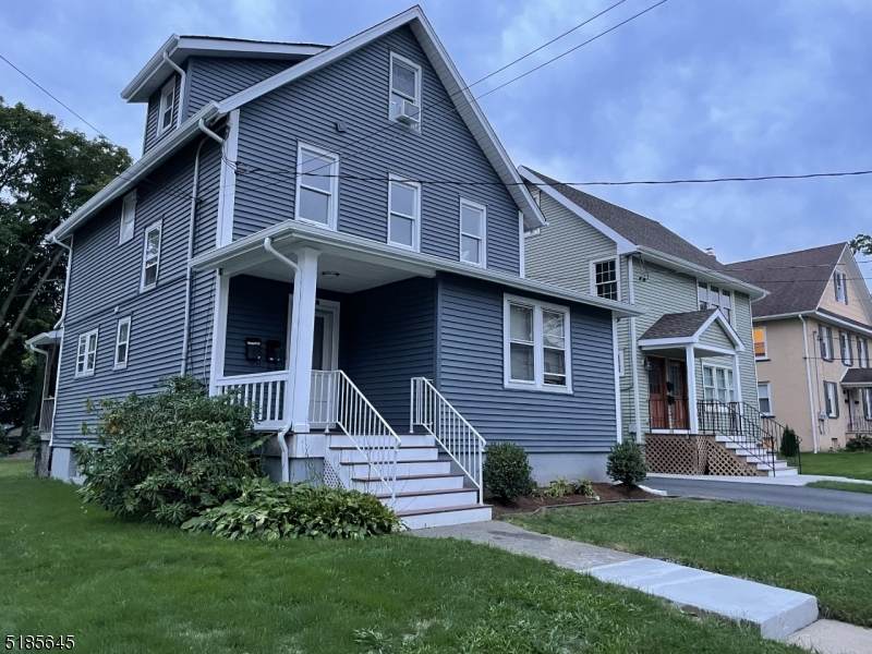 326 Livingston St - Photo 1