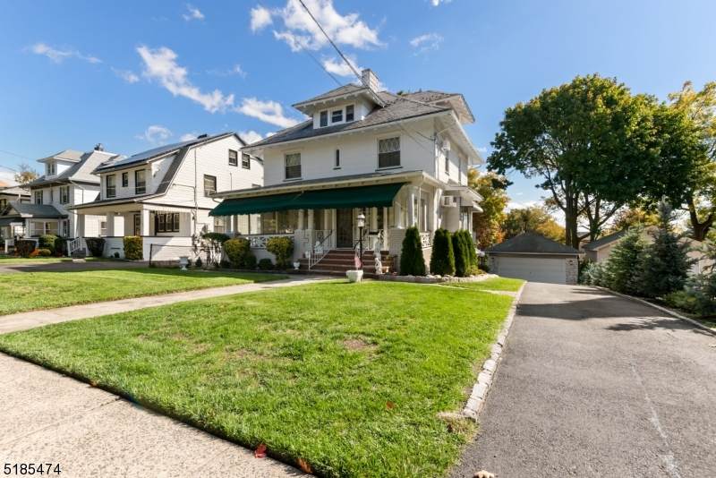 101 Willard Ave - Photo 1