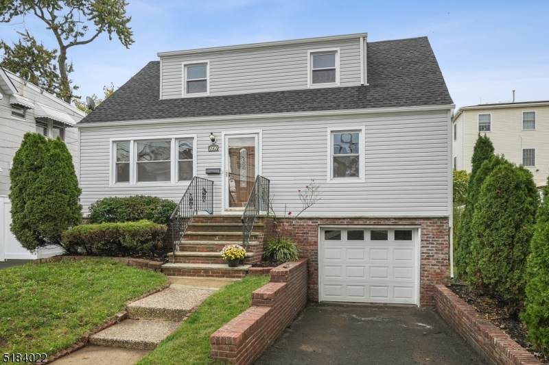 342 Yale Ave - Photo 1