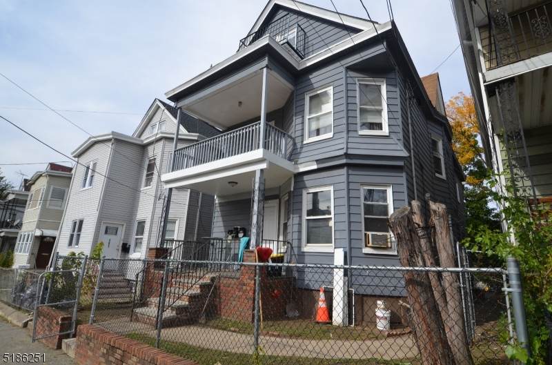 181 Fulton St - Photo 1