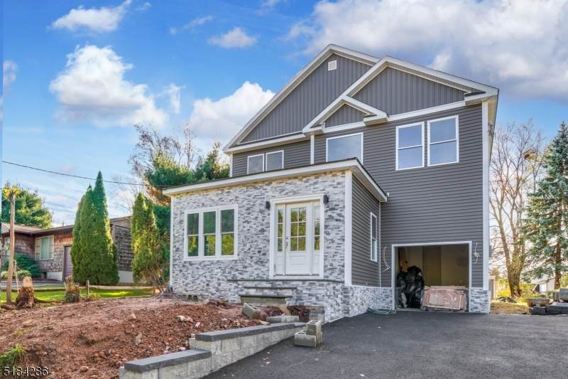 115 Gibson Blvd - Photo 1