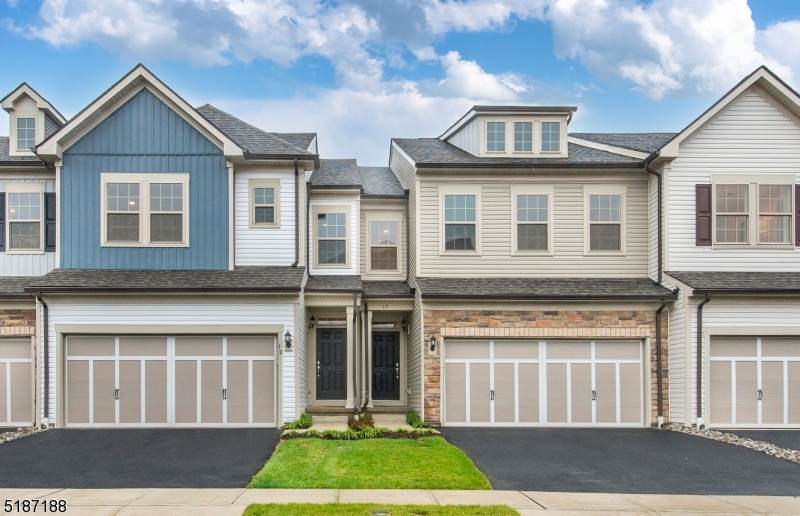 17 Lilac Drive - Photo 1