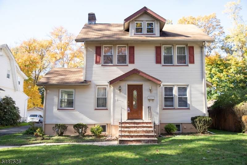 1309 E 7Th St - Photo 1