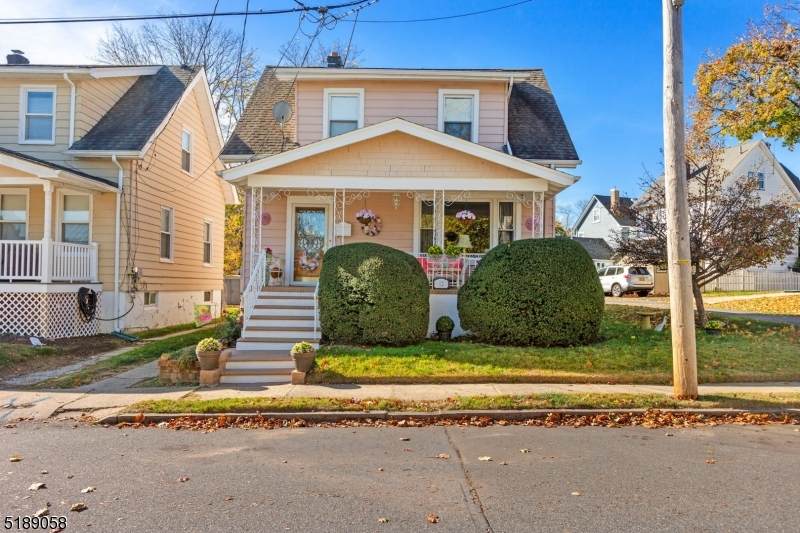 12 Pierson St - Photo 1