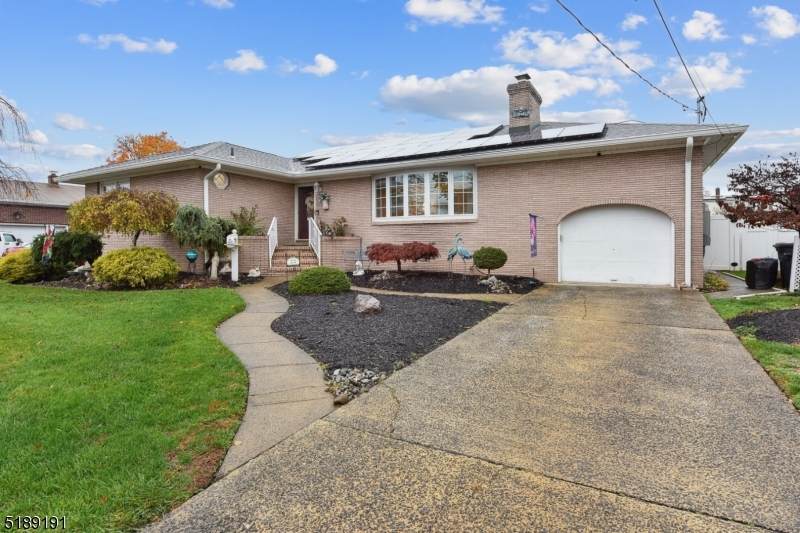 22 Tennyson St - Photo 1