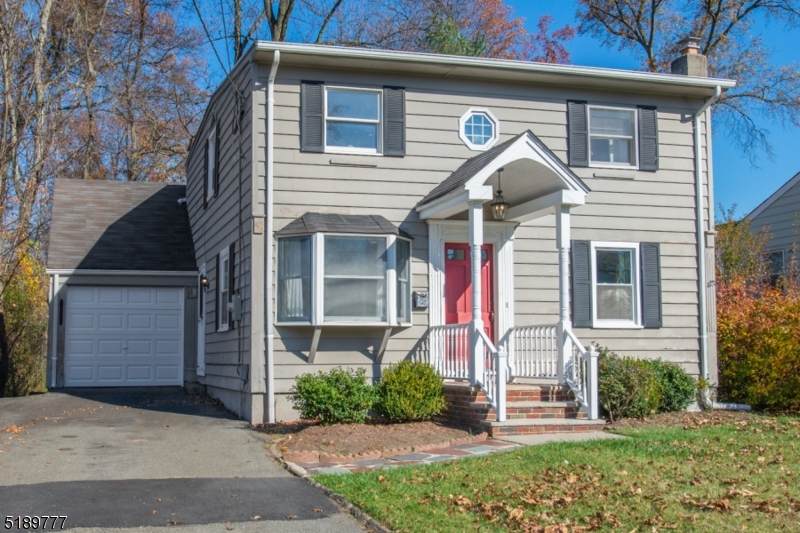 21 Park St - Photo 1