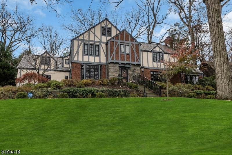 54 Druid Hill Rd - Photo 1