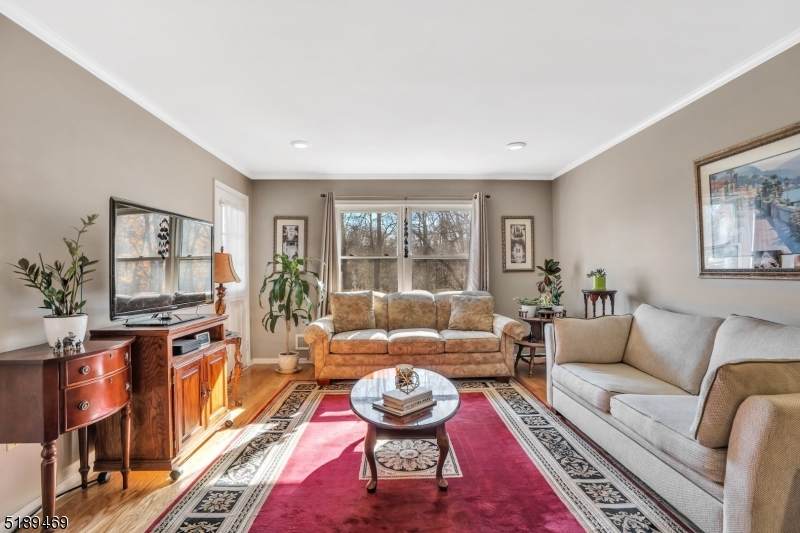16 Heritage Dr - Photo 1