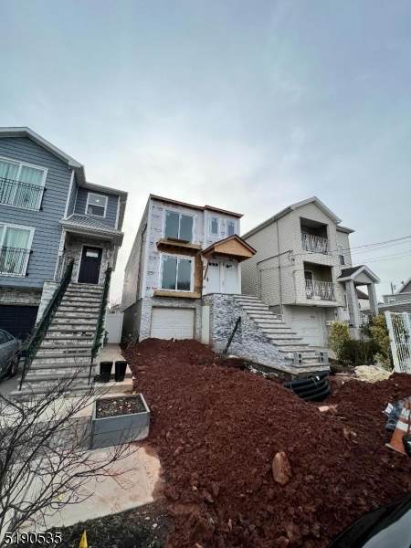 850 Lafayette St - Photo 1