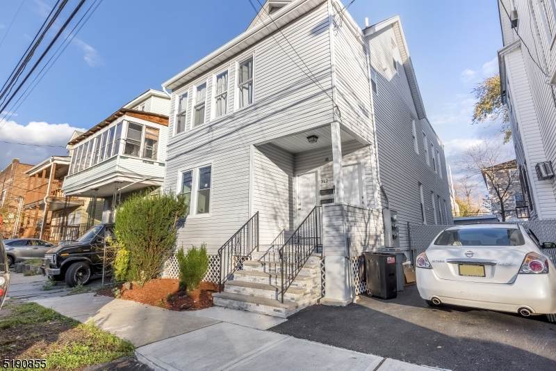 312 S 10Th St - Photo 1