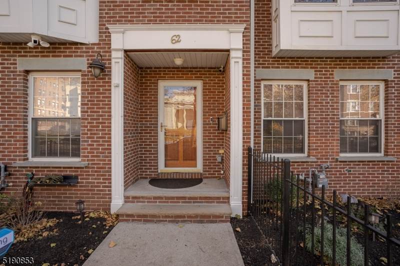 62 Prospect St - Photo 1