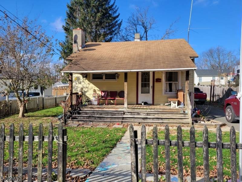 139 Main St - Photo 1