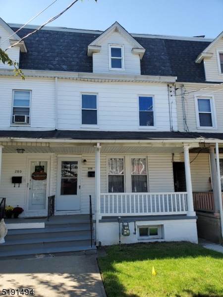 278 Lincoln St - Photo 1