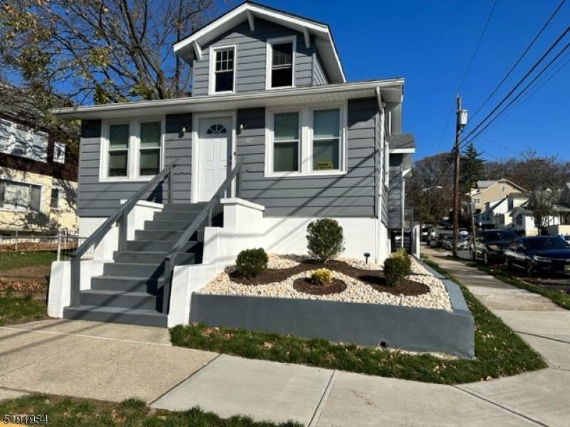 234 Fairview Ave - Photo 1