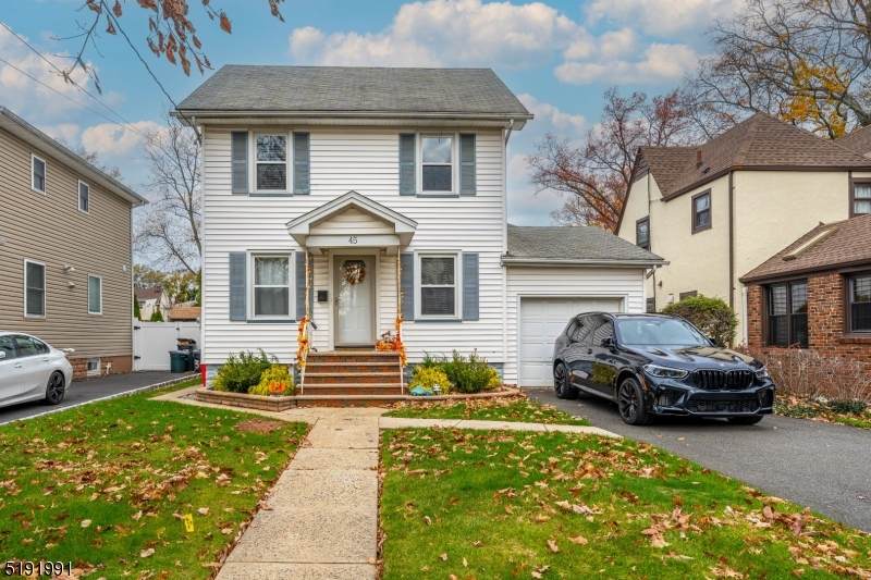 45 E Webster Ave - Photo 1