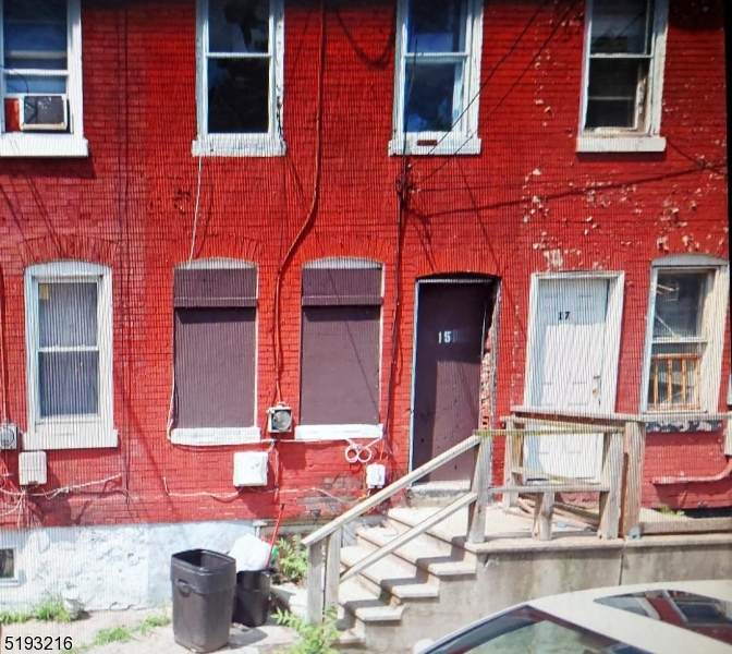 15 Eastburn Ave - Photo 1