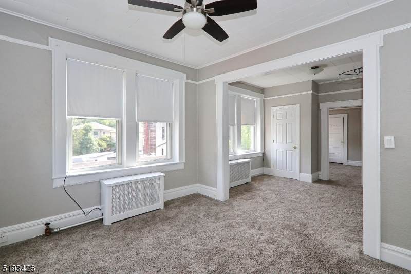 4 Highland Place Apt 2 - Photo 1