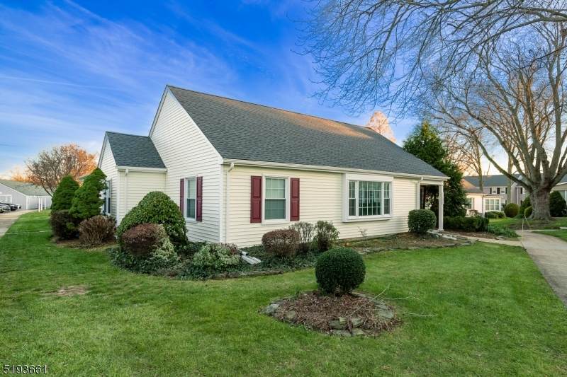 180 Prescott Ln - Photo 1