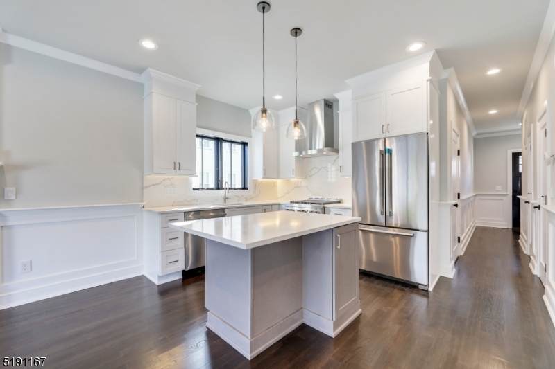 17 Spring St - Photo 1