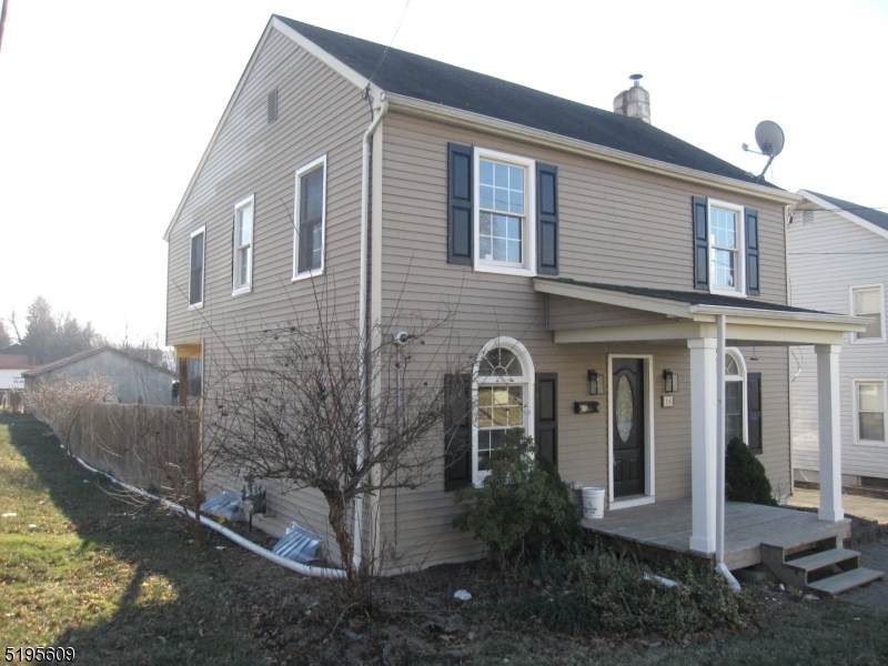 16 Green St - Photo 1