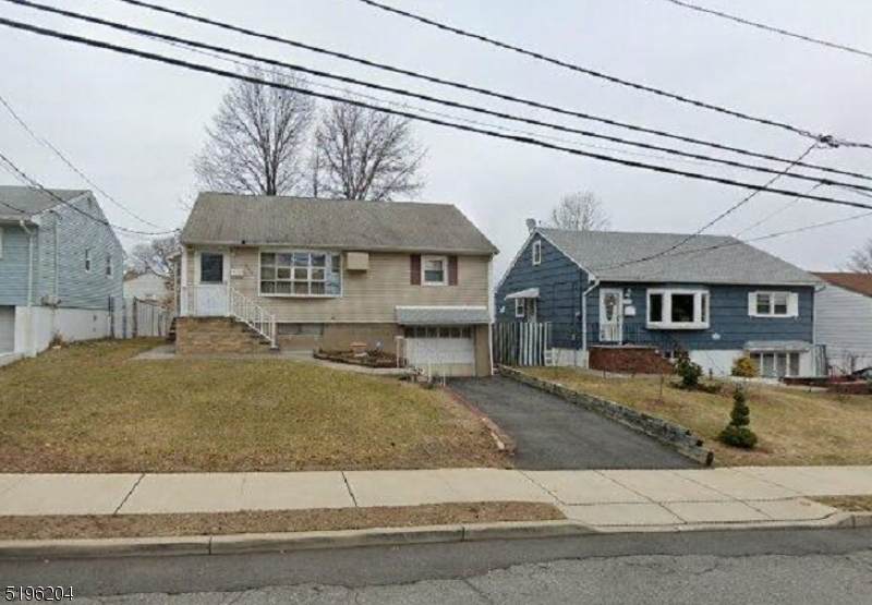 302 Cumberland Ave - Photo 1