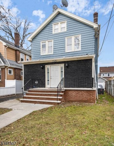 708 Sheridan Ave - Photo 1
