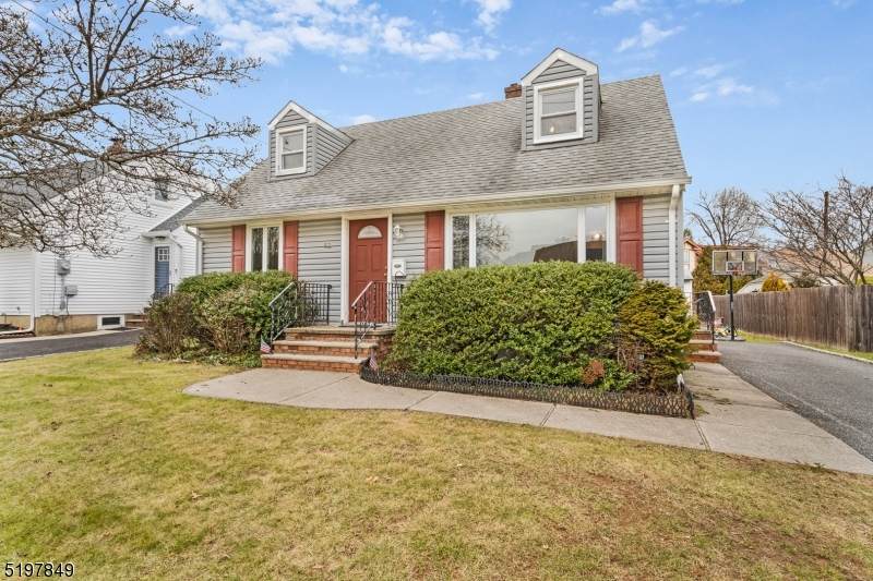 63 Cornell Dr - Photo 1