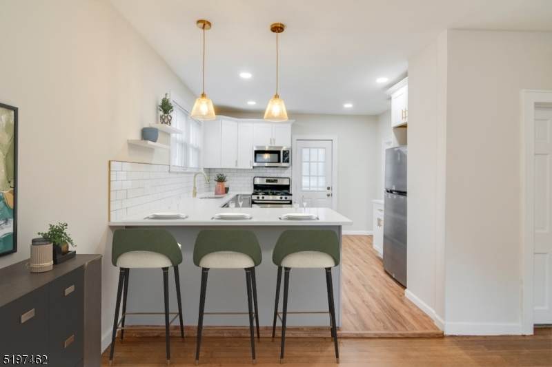246 Spruce St - Photo 1