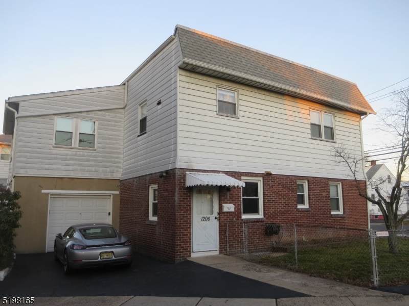 1206 Broadway - Photo 1