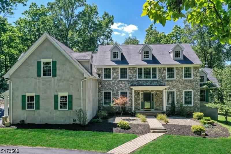 23 Woodland Heights Circle - Photo 1