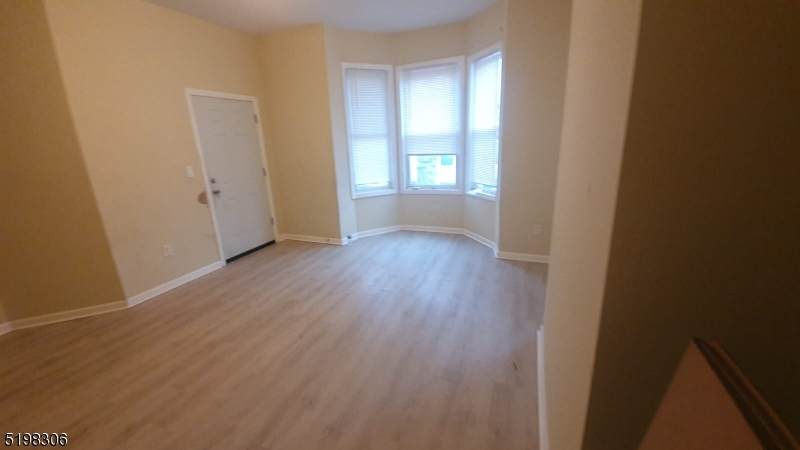 94 Cutler St - Photo 1
