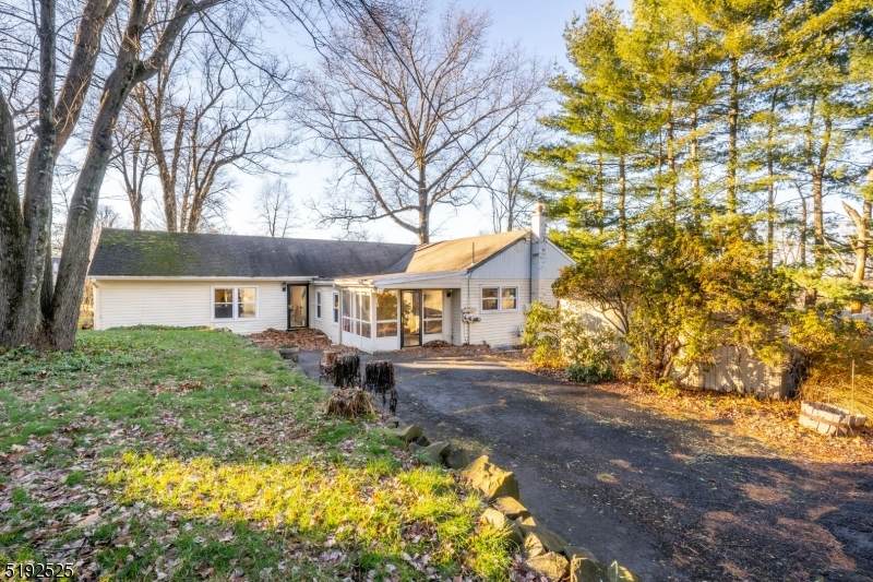129 Hickory Tavern Rd - Photo 1