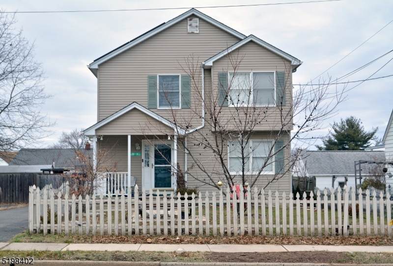 812 Kennedy Blvd - Photo 1