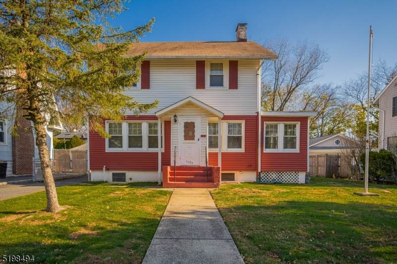 1177 Mooney Pl - Photo 1