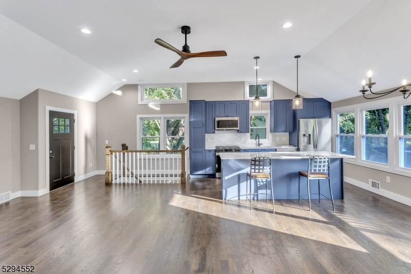 41 Main St - Photo 1