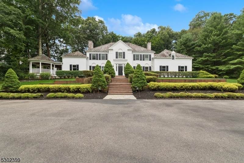 369 Mendham Rd - Photo 1