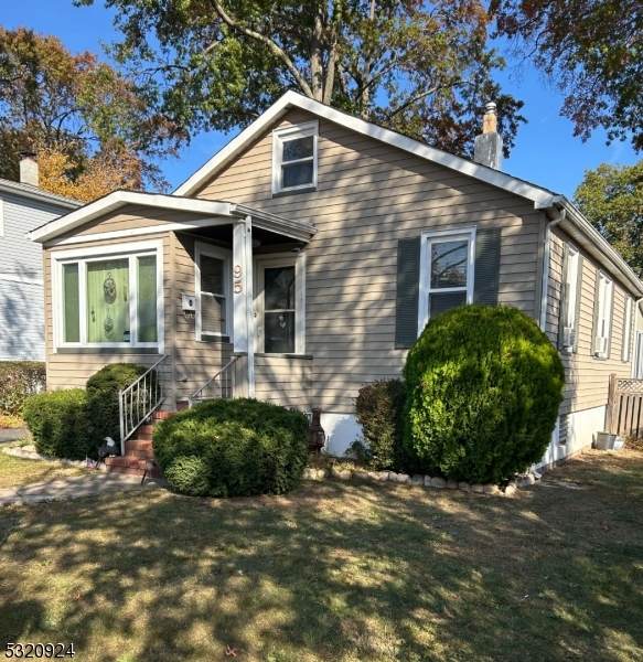 95 5th Ave - Photo 1