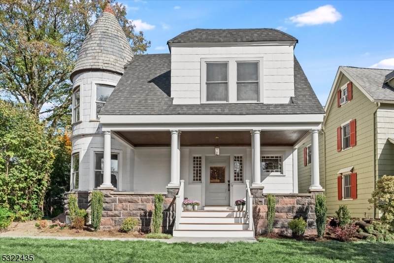 67 Clark St - Photo 1