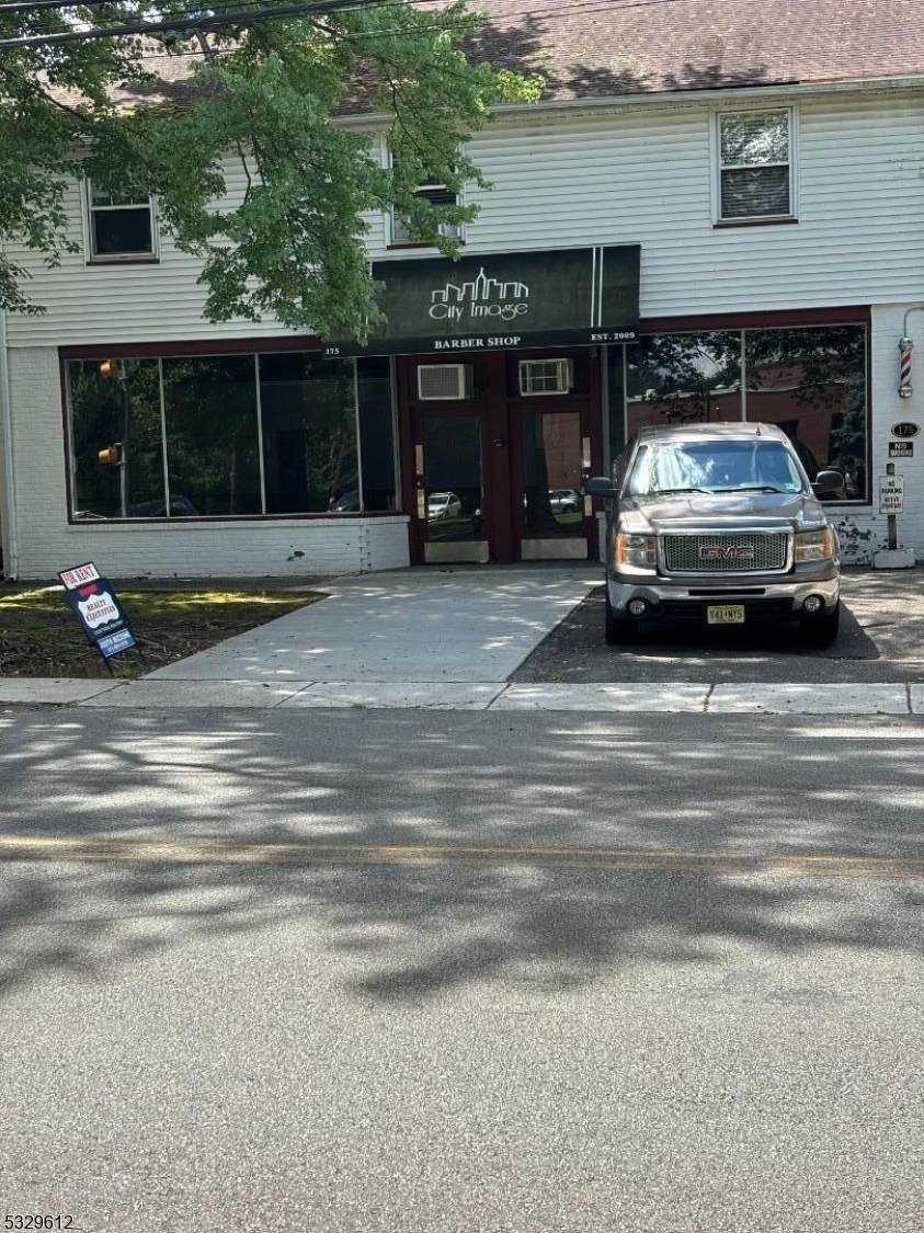 175 E Main St - Photo 1