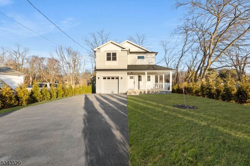 133 Grant Ave - Photo 1
