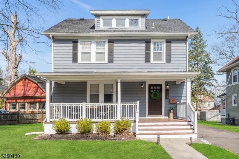 1117 Gresham Rd - Photo 1