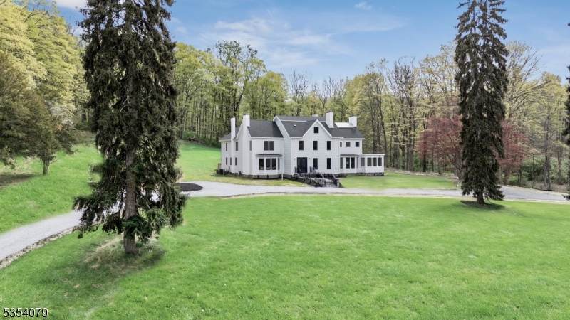 284 Mendham Rd - Photo 1