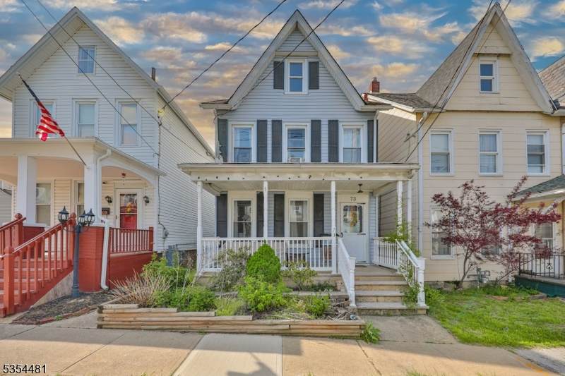 73 Summit Ave - Photo 1