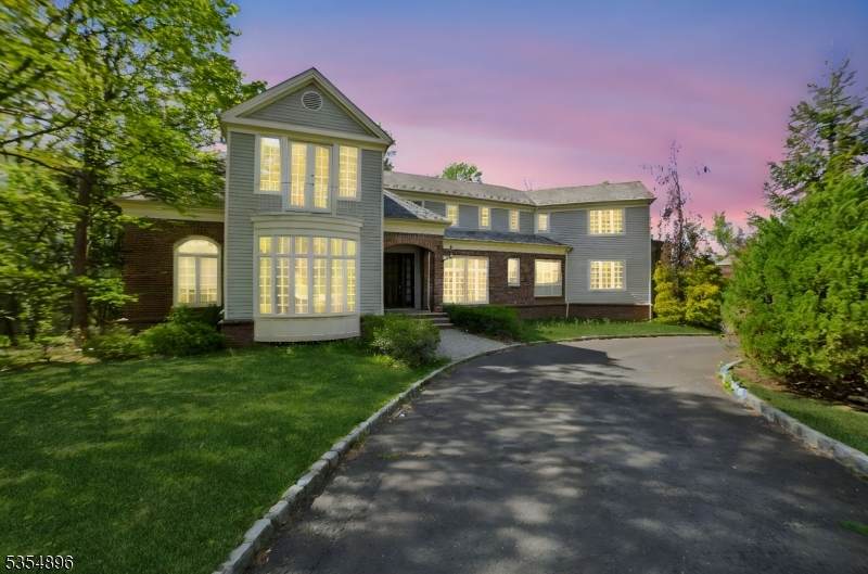 7 Nottingham Way - Photo 1