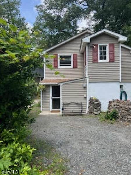 8 Oak Ave - Photo 1